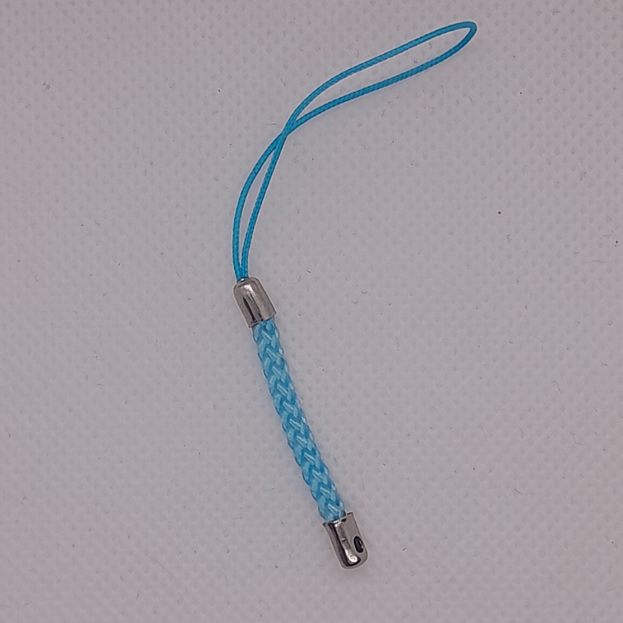 Cuerda para charm con trenza celeste
